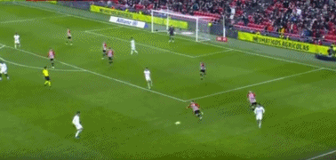 欧冠前瞻：多特蒙德晋级形势光明，博德闪耀后续赛程步履维艰（欧冠前瞻：多特晋级在望，博德闪耀后程艰险）