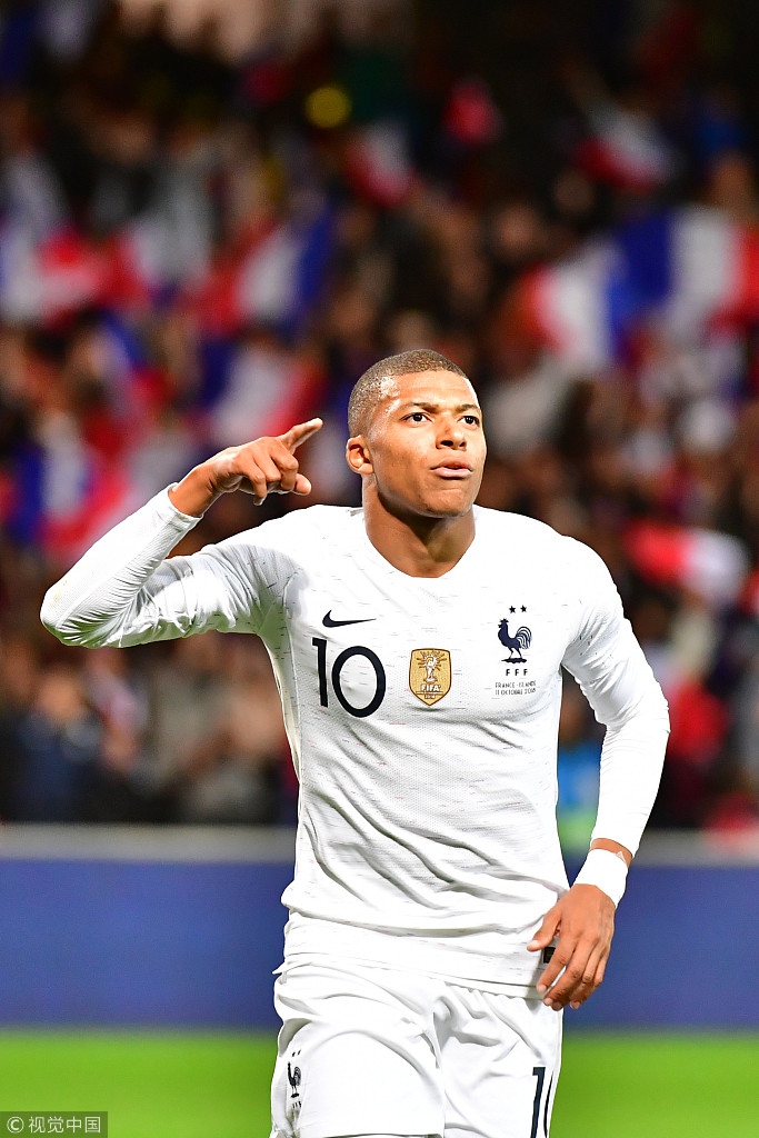 米体：弗拉霍维奇和加蒂今天分别在伦敦和里昂接受手术（米体：弗拉霍维奇与加蒂今日分别在伦敦与里昂完成手术）