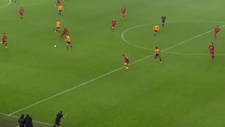 斩获皇马生涯首球，赫伊森是本赛季西甲进球最年轻的后卫（皇马处子球到手，赫伊森成本赛季西甲最年轻破门后卫）