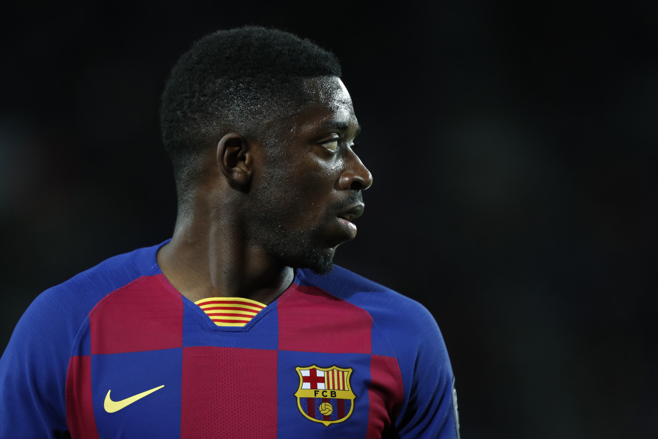 乔纳森-戴维：儒尼尼奥是史上最佳任意球手，他总能将球打进（乔纳森-戴维：儒尼尼奥堪称历史第一任意球手，几乎每次都能破门）