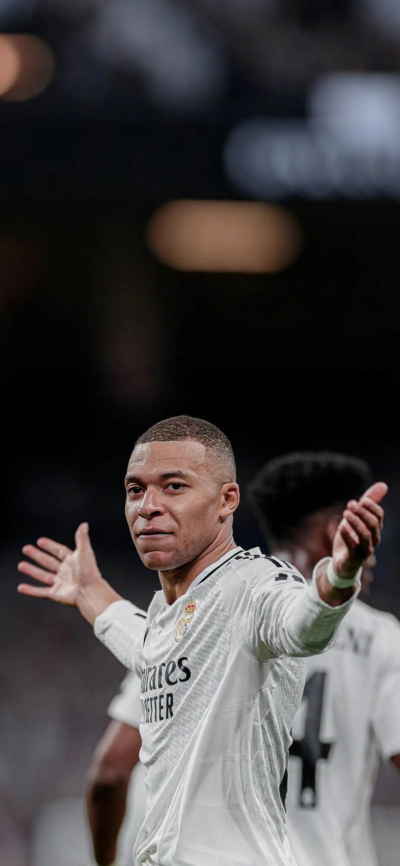 柔佛主帅：球员们在与申花的比赛中表现非常出色，我非常满意（柔佛主帅：对阵申花，球员发挥亮眼，我十分满意）