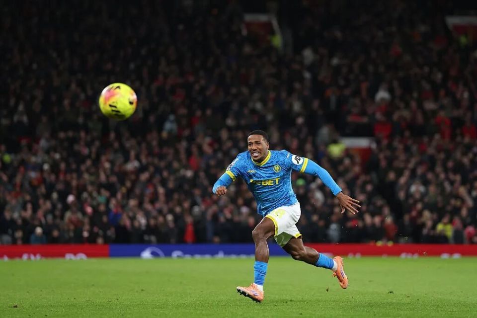 斯洛特：这点球在英超可能不会判；萨拉赫？今晚属于在场球员（斯洛特：这次点球英超未必判；萨拉赫？今晚只谈上场球员）