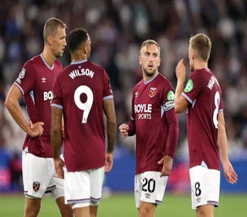 👀会说些什么呢？詹俊：已与齐达内交流近期足坛热点话题（詹俊透露与齐达内对话：聚焦近期足坛热点）