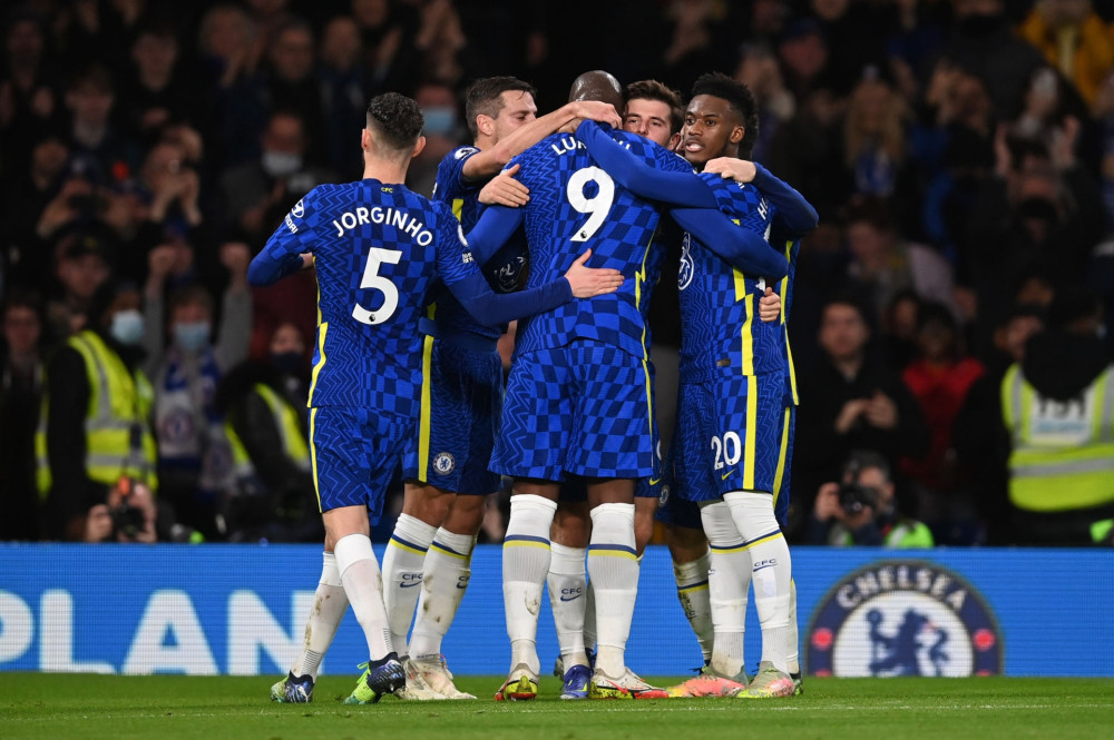 NBA交易市场动态：湖人完成签约,（NBA交易快讯：湖人官宣完成签约）