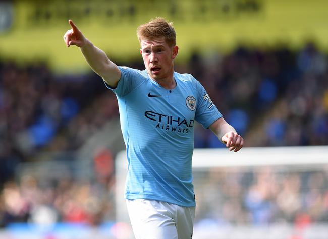 Shams：雄鹿球星字母哥因右小腿拉伤将缺席2-4周（Shams：雄鹿核心字母哥右小腿拉伤，预计缺阵2至4周）